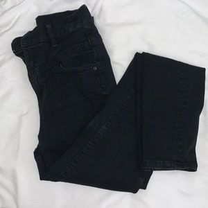 Urban Outfitters High Waisted Black Jean